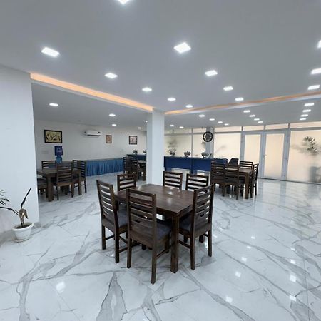 Pacific Inn Eco Central Gurgaon Luaran gambar
