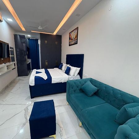 Pacific Inn Eco Central Gurgaon Luaran gambar