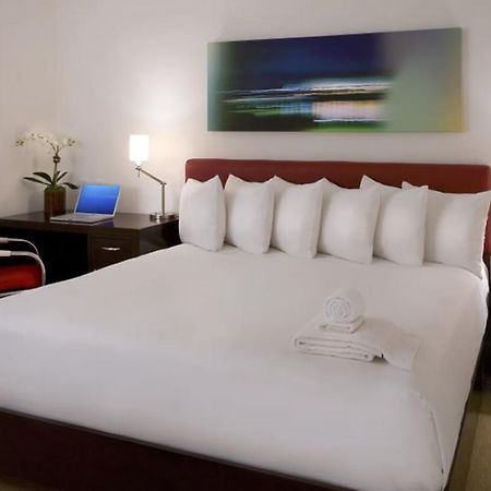 Pacific Inn Eco Central Gurgaon Luaran gambar