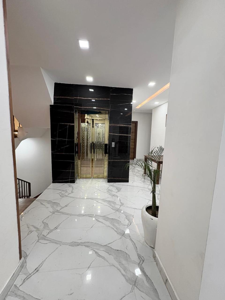 Pacific Inn Eco Central Gurgaon Luaran gambar