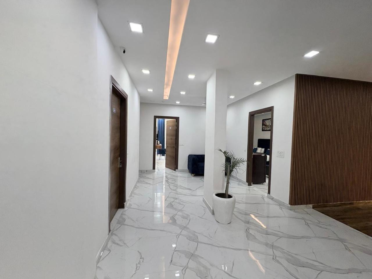 Pacific Inn Eco Central Gurgaon Luaran gambar