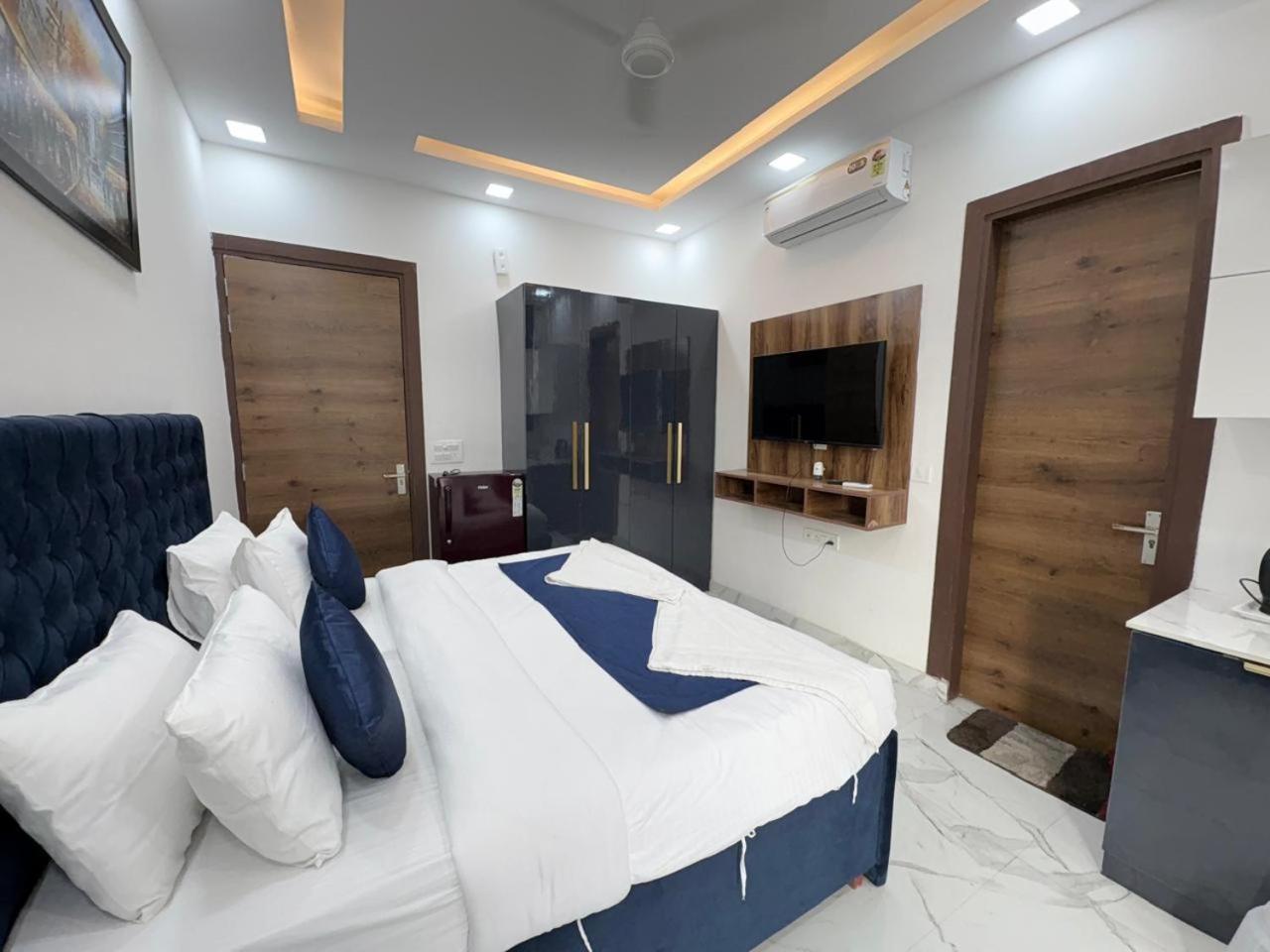 Pacific Inn Eco Central Gurgaon Luaran gambar