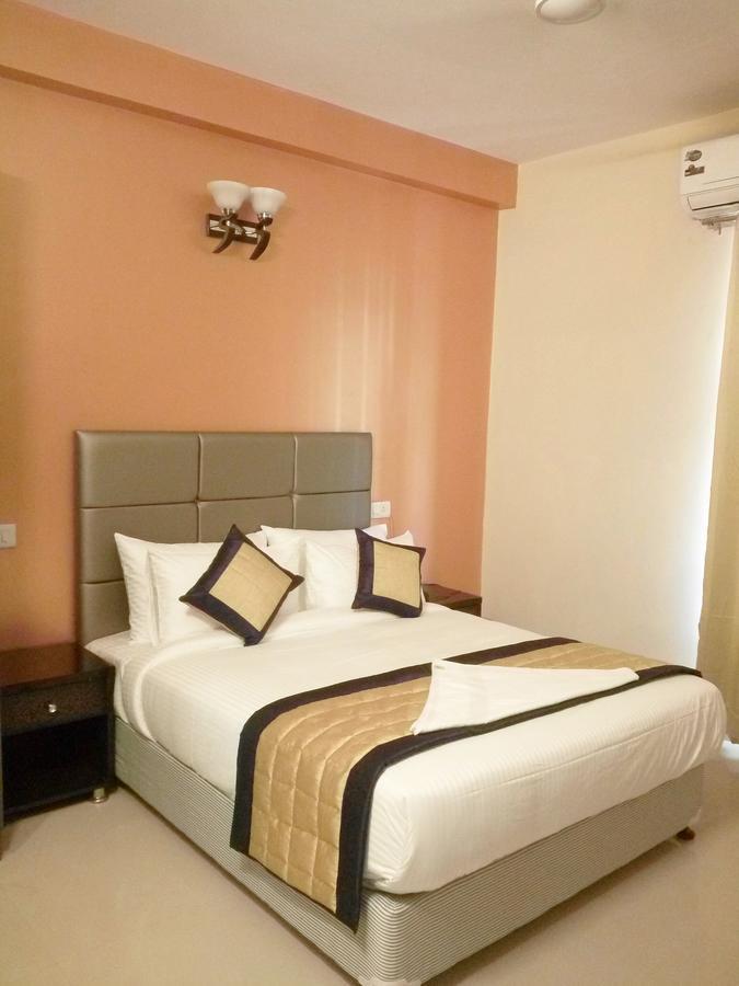 Pacific Inn Eco Central Gurgaon Luaran gambar