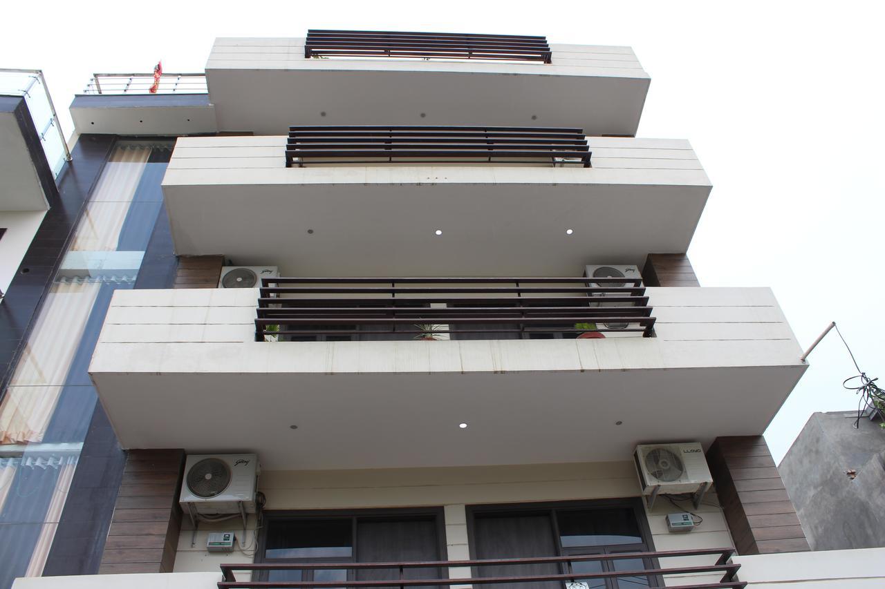 Pacific Inn Eco Central Gurgaon Luaran gambar